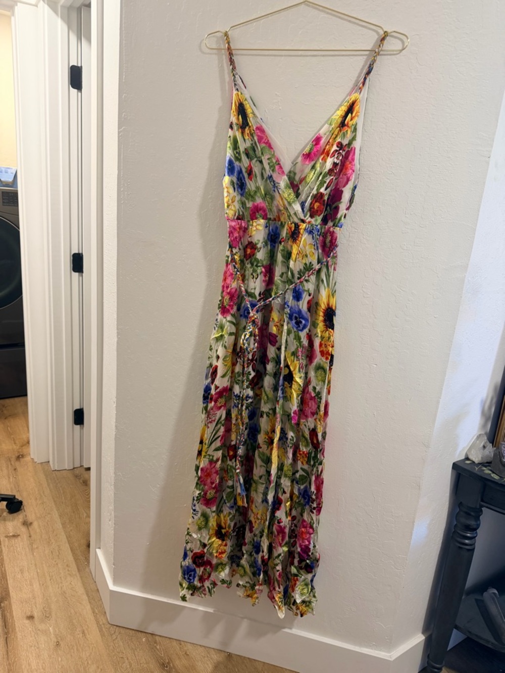 Alice + Olivia Floral Print V-Neck Spaghetti Strap Maxi Dress - Multicolor